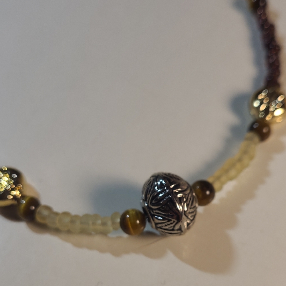 Hand Crafted Silver and Gold Necklace with Mixed-Metal Design